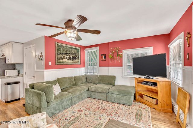 77 Navesink Avenue, North Middletown, NJ 07748