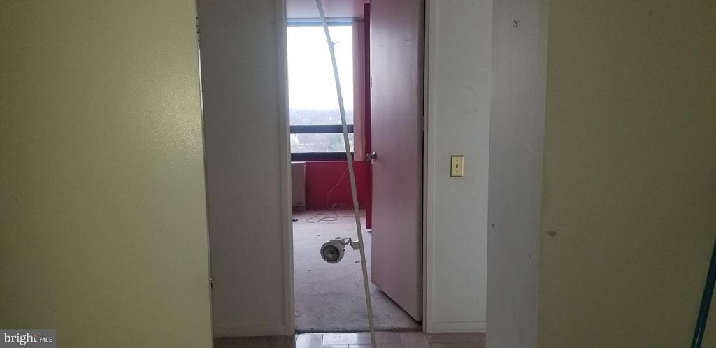 4000 N CHARLES ST #1510, Baltimore, MD 21218