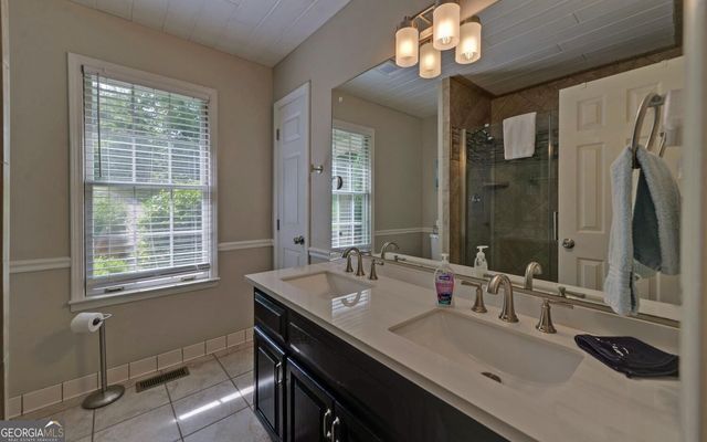 303 River Point Road, Martin, GA 30557