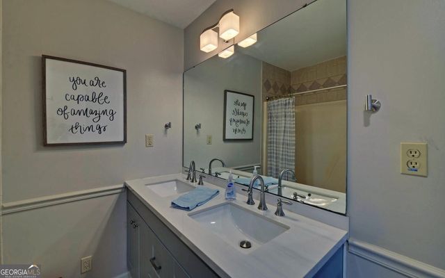 303 River Point Road, Martin, GA 30557