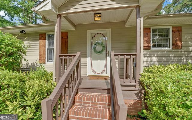 303 River Point Road, Martin, GA 30557