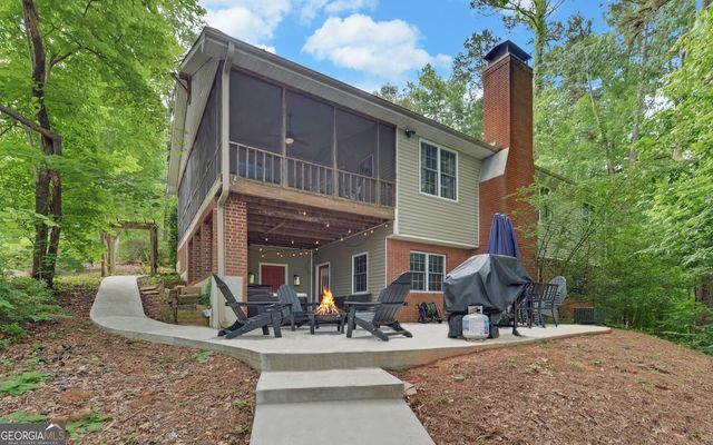 303 River Point Road, Martin, GA 30557