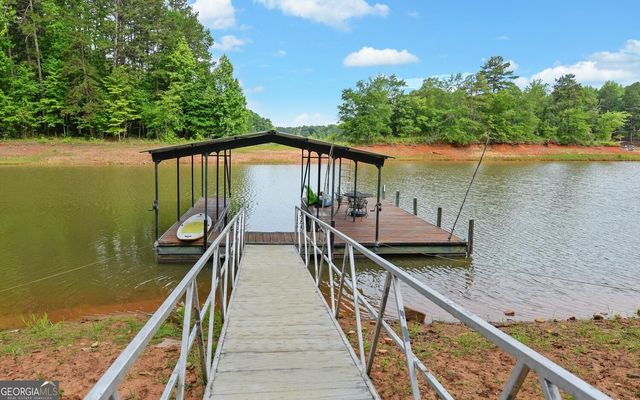 303 River Point Road, Martin, GA 30557