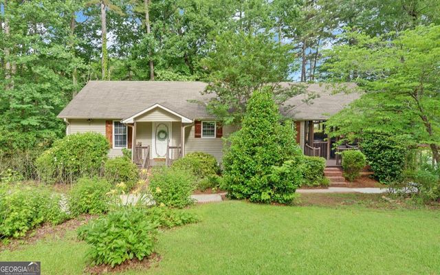 303 River Point Road, Martin, GA 30557