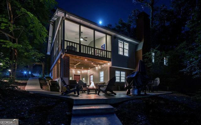 303 River Point Road, Martin, GA 30557