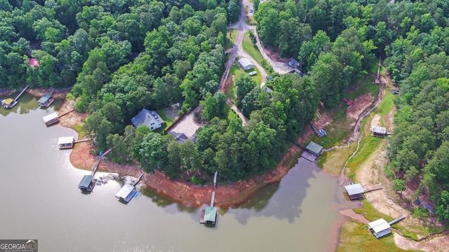 303 River Point Road, Martin, GA 30557
