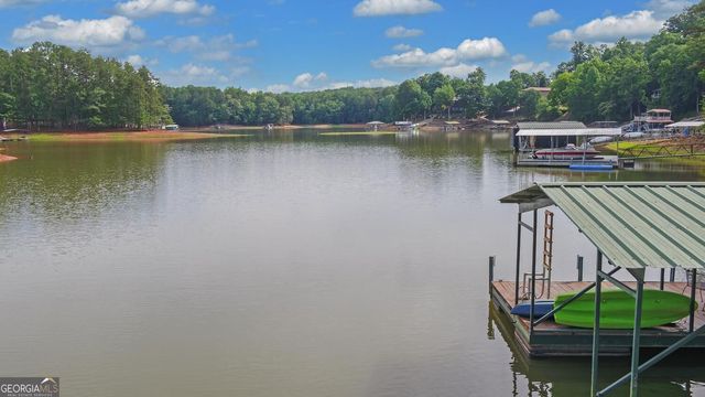 303 River Point Road, Martin, GA 30557