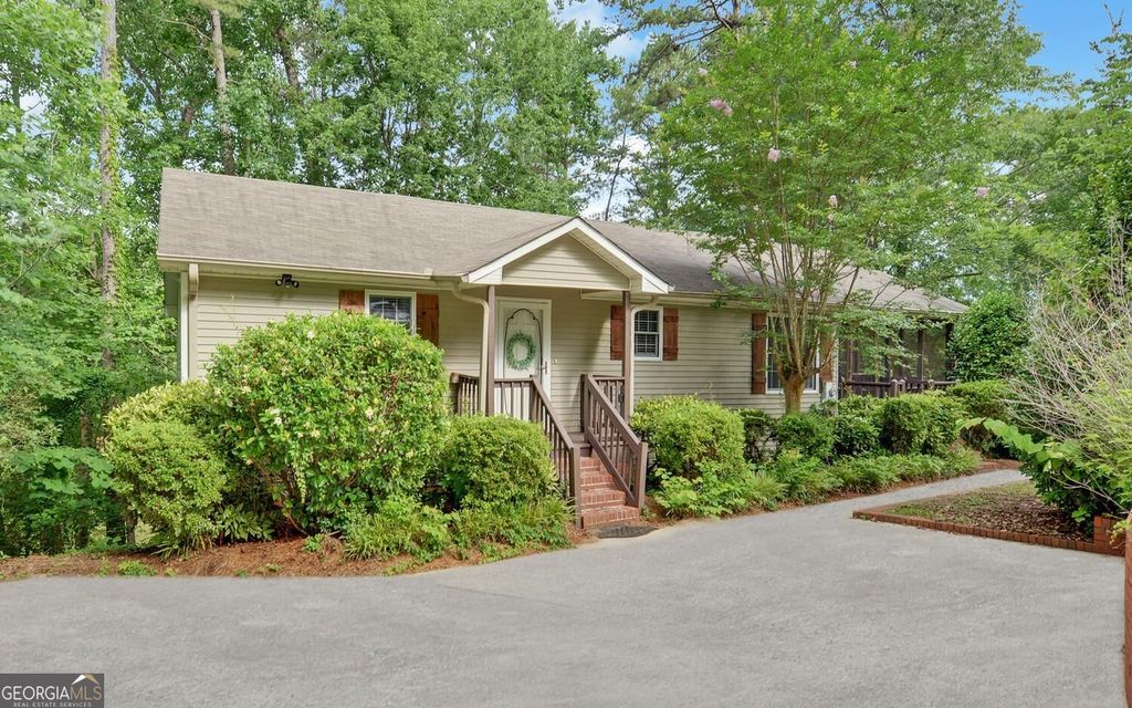 303 River Point Road, Martin, GA 30557 — photo 2