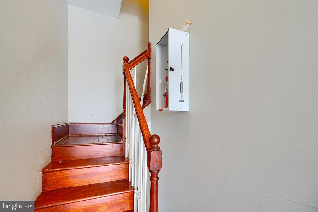 Image 15 of property listing at 30 E 25TH ST, Baltimore, MD 21218