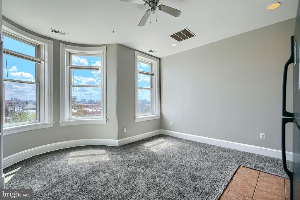Image 2 of property listing at 30 E 25TH ST, Baltimore, MD 21218