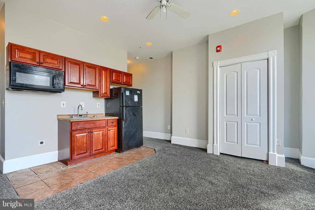 Image 6 of property listing at 30 E 25TH ST, Baltimore, MD 21218