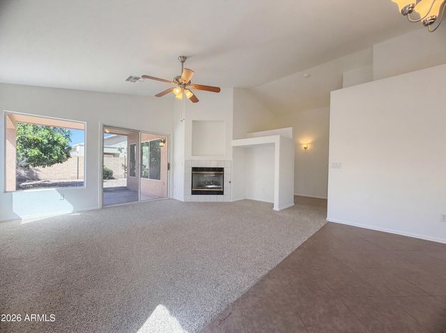 9248 E LOBO Avenue, Mesa, AZ 85209