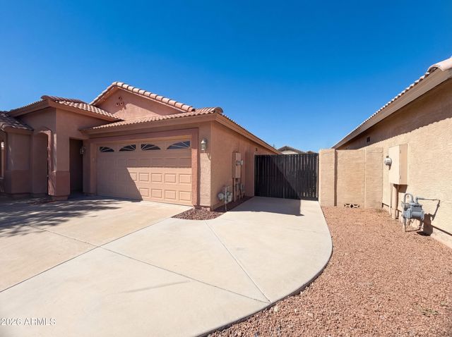 9248 E LOBO Avenue, Mesa, AZ 85209