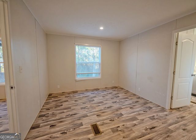 40 Spout Springs Court, Hartwell, GA 30643