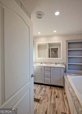 40 Spout Springs Court, Hartwell, GA 30643