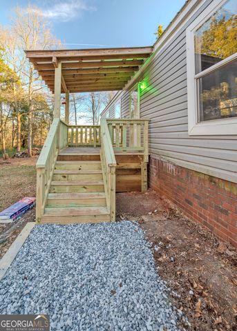 40 Spout Springs Court, Hartwell, GA 30643