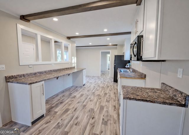 40 Spout Springs Court, Hartwell, GA 30643