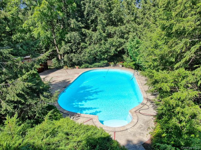 441 N Ohioville Road, New Paltz, NY 12561