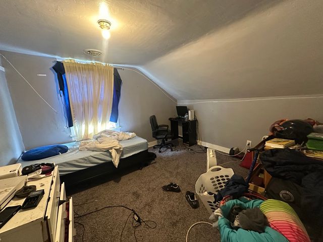 710 5th Street W, Davenport, IA 52802