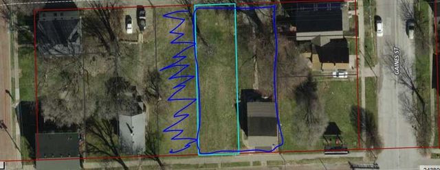 710 5th Street W, Davenport, IA 52802