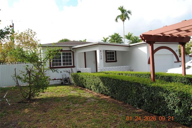 6320 NW 40th St, Virginia Gardens, FL 33166