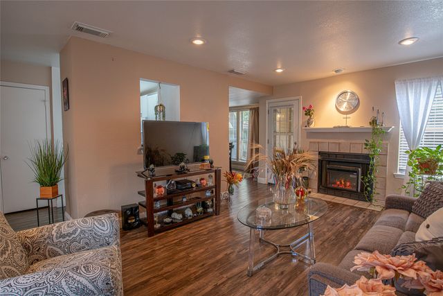3229 Whatley Drive, Garland, TX 75043