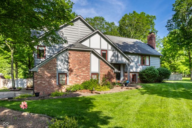 4014 S Creekside Drive, New Palestine, IN 46163
