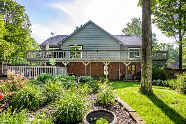 4014 S Creekside Drive, New Palestine, IN 46163