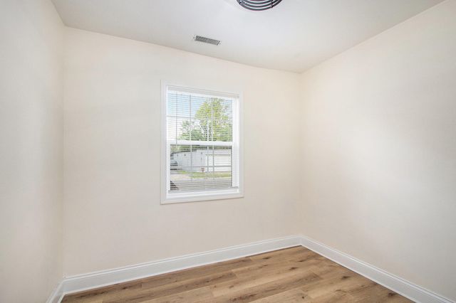 1121 Dekalb Street, Gary, IN 46403
