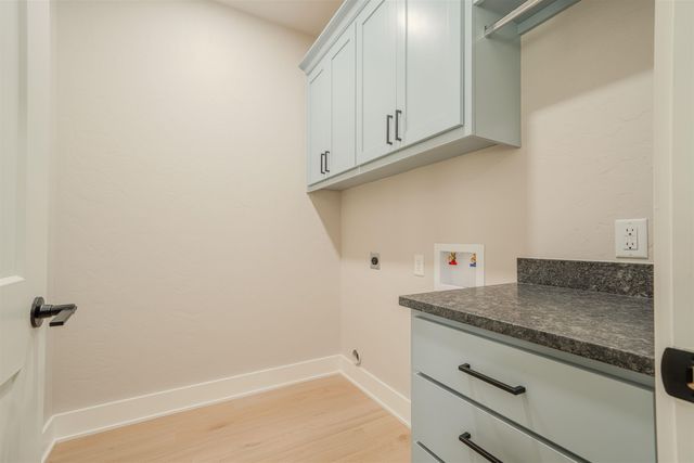 2941 E Carrie Ln, Longview, TX 75605