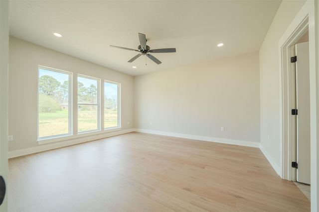 2941 E Carrie Ln, Longview, TX 75605