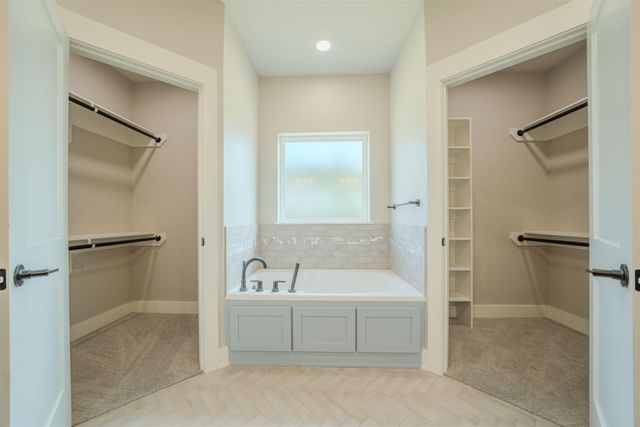 2941 E Carrie Ln, Longview, TX 75605