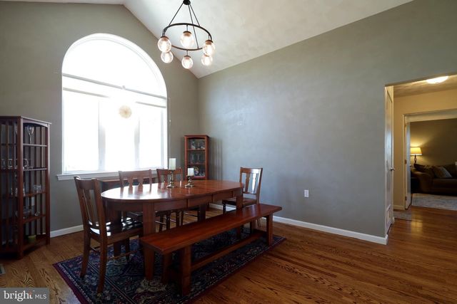 128 WAYPOINT CIR, State College, PA 16801