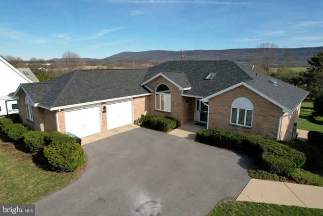 128 WAYPOINT CIR, State College, PA 16801