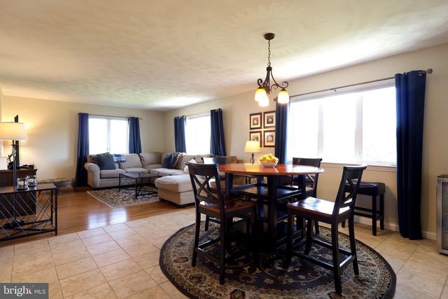 128 WAYPOINT CIR, State College, PA 16801