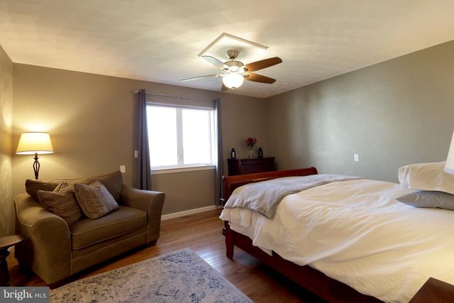 128 WAYPOINT CIR, State College, PA 16801