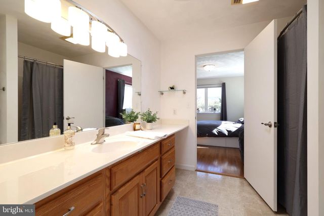 128 WAYPOINT CIR, State College, PA 16801