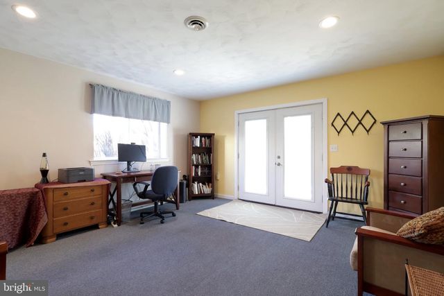 128 WAYPOINT CIR, State College, PA 16801