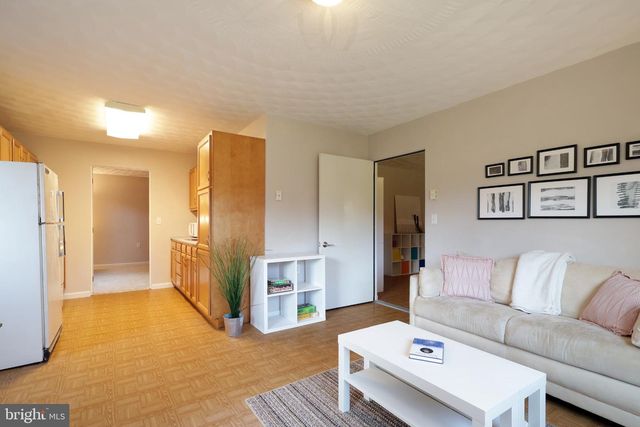 128 WAYPOINT CIR, State College, PA 16801