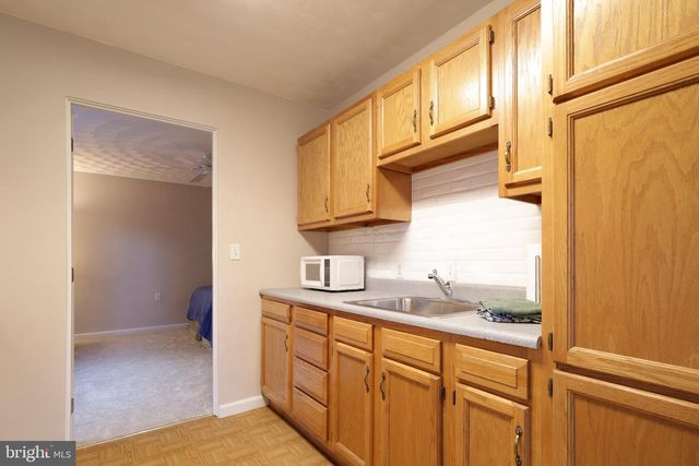 128 WAYPOINT CIR, State College, PA 16801