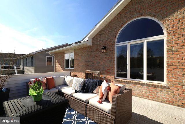 128 WAYPOINT CIR, State College, PA 16801