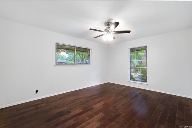 92 BLUET LN, Castle Hills, TX 78213