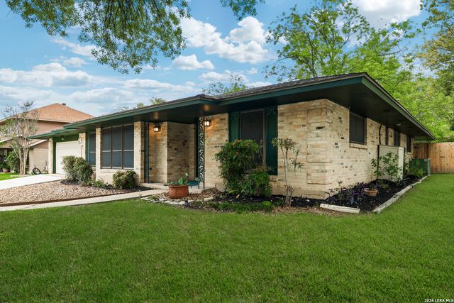 92 BLUET LN, Castle Hills, TX 78213