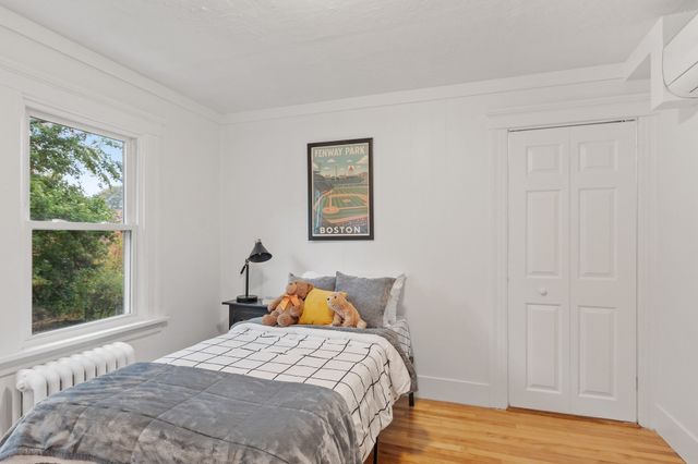 24 Dewey Ave, Boylston, MA 01505