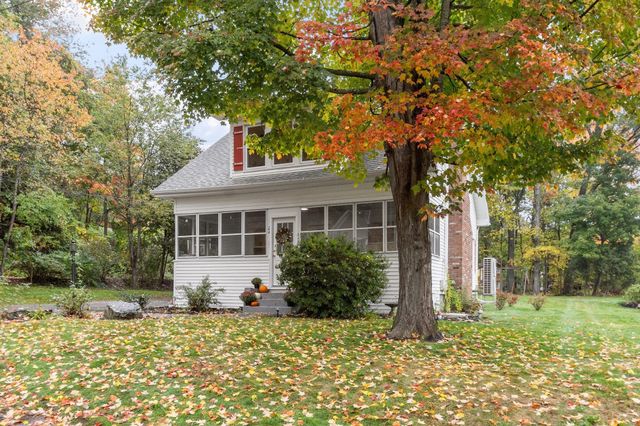 24 Dewey Ave, Boylston, MA 01505