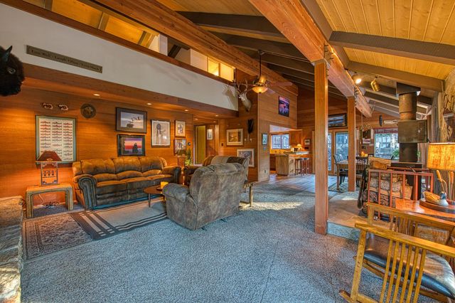 42005 Hanging Branch Rd, Shaver Lake, CA 93664