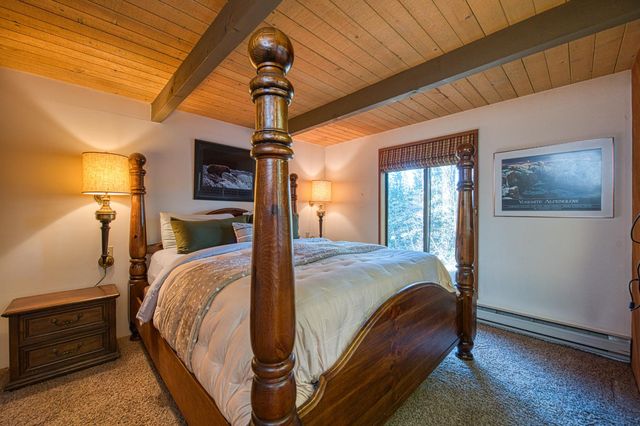 42005 Hanging Branch Rd, Shaver Lake, CA 93664