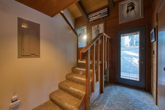 42005 Hanging Branch Rd, Shaver Lake, CA 93664