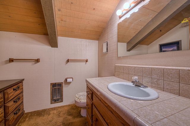 42005 Hanging Branch Rd, Shaver Lake, CA 93664