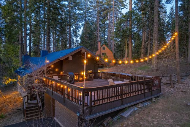 42005 Hanging Branch Rd, Shaver Lake, CA 93664
